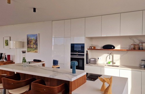 Caldas da Rainha Villa | Unieke Villa met 4 Slaapkamers en Uitzicht op de de Grootste Lagune van Portugal