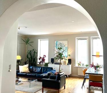 Kokkola Apartment | Uniikki koti Tullipakkahuonella