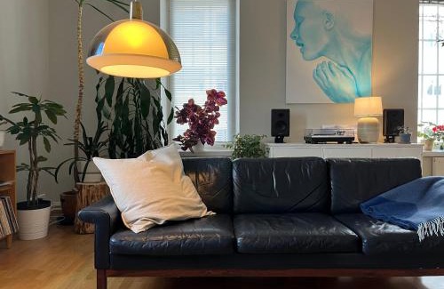 Kokkola Apartment | Uniikki koti Tullipakkahuonella