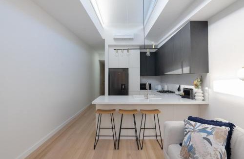 Newtown House | Unionelle a Luxe Newtown Terrance