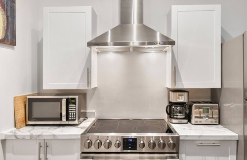 Old Montreal Apartment | Unique & Charming 3BR loft - heart of old Montreal