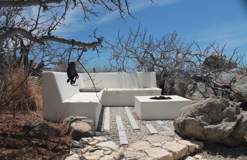 Los Zacatitos House | Unique Chic Eco-Retreat in beautiful Zacatitos - designed by J. Campos
