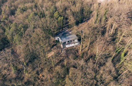 Bouvignes-sur-Meuse Villa | Unique Cottage w/Amazing View & Private Wellness