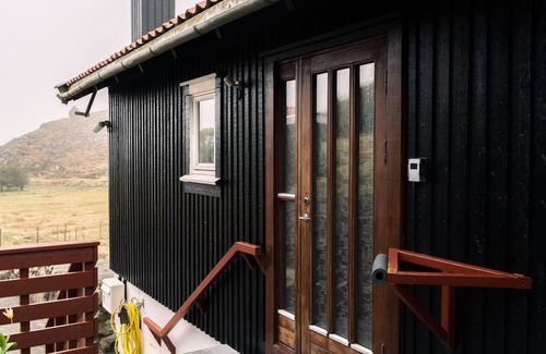 Hoyvik Villa | Unique Location - Bodanes - Hoydalar - 6 Br Villa