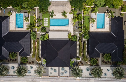 Jan Thiel Villa | *UNIQUE* Luxury Villas for 16 people within walking distance of Jan Thiel Beach.