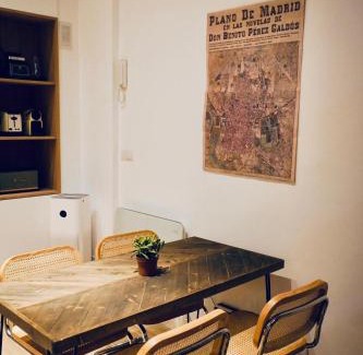 Embajadores Apartment | Unique NYC style Loft in the heart of Madrid