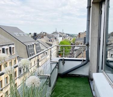 Ville Haute Apartment | Unique Penthouse Maximilian von Bavaria 1-4 personnes à coté de Louis Vuitton