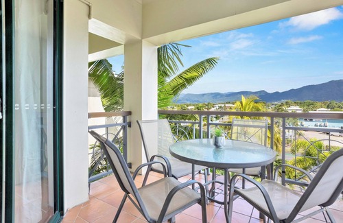 Cairns North Apartment | Unique Tropic Escape 444
