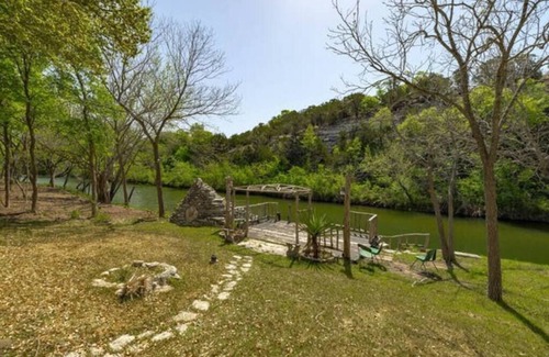 Liberty Hill House | Unit 1 Charming 2 bedroom at River Ranch Inn