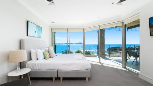 Terrigal House | Unit 12 - 3 Bedroom Premier Ocean View
