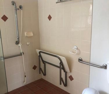 Emu Park Apartment | Unit 2 Pattison