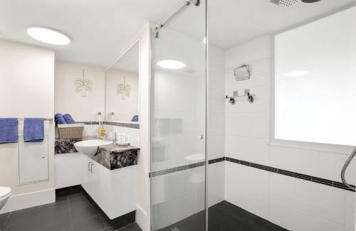 Caloundra Apartment | Unit 65 Grand Pacific Resort Bulcock St Caloundra