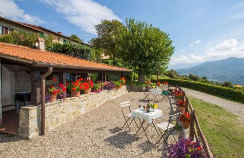 Dicomano House | Universal Harmony - Cinciallegra