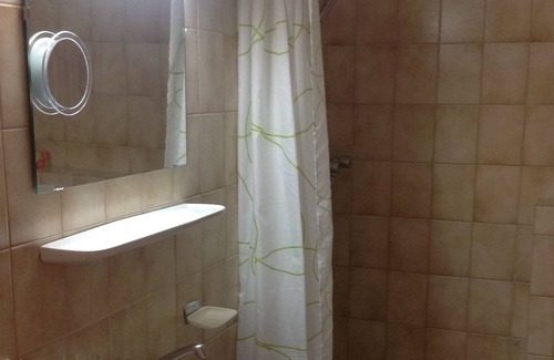 Reutte Apartment | Unobstructed view of the mountains, directly on the river Lech, near castle Neuschwanstein for 5