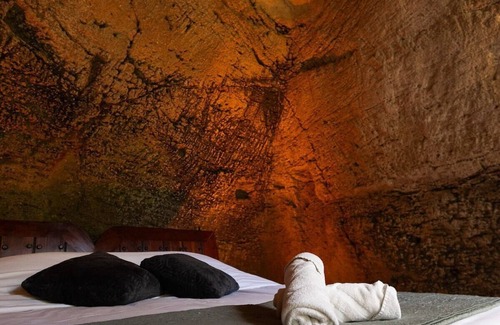 Doue-la-Fontaine House | Unusual Getaway in a Troglodyte Home