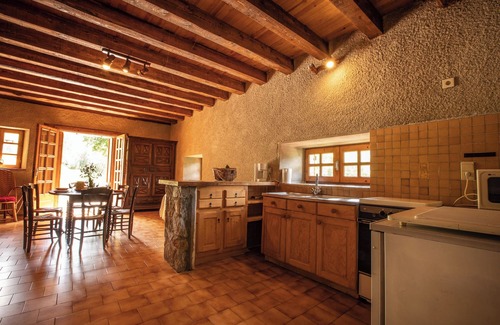 Peyragudes House | Unusual, secluded barns nestled in the Pyrenees forest from Sunday to Sunday