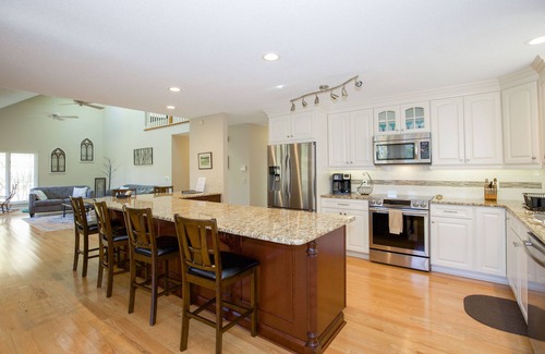 Pinehurst House | Unwind at Cathedral Cottage: The Perfect Escape