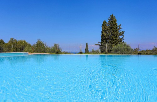 Petaleia Villa | Unwind in Luxury with Private Pool and Stunning Views - Villa Chrisdina, Corfu