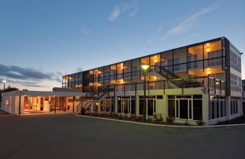 Riccarton House | Unwind @ Serenity in the City Studio