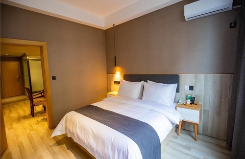 Bazhong Hotel | Up And In Sichuan Bazhong Bazhou District Chengxi Market Store