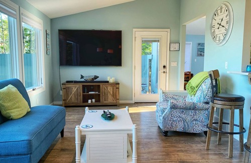 Lake Township House | Up North Lakefront Cottage - Newly Remodeled - Big Platte Lake Getaway