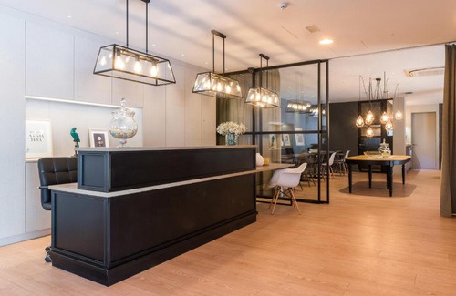 Vic Hotel | Up Rooms Vic Hotel