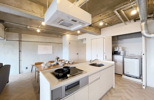 Hiroshima City Centre Apartment | Up to 10p 1 min Peace Park, Wonderful huge house !