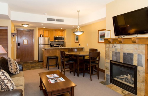 Park City Condo | Updated 2 Bedroom -Fireplace & Balcony by RedAwning - Save 20% on 7+ Nights!