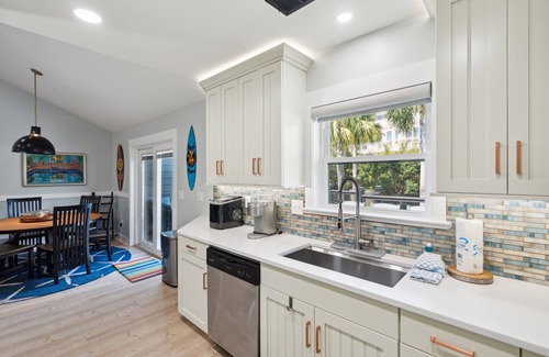 Isle of Palms House | Updated 3 bedroom home, walk to beach, private pool, screened porch!