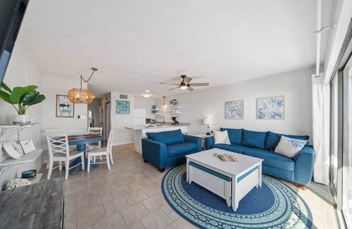 Carolina Beach Apartment | Updated beachfront condo with stunning views!