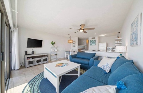 Carolina Beach Apartment | Updated beachfront condo with stunning views!