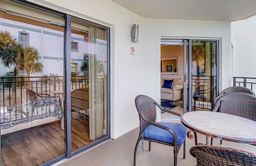 Belle Vista Condo | Updated Beachfront, Family Friendly Condo, Pool & Hot-Tub, Effortless Vacation!