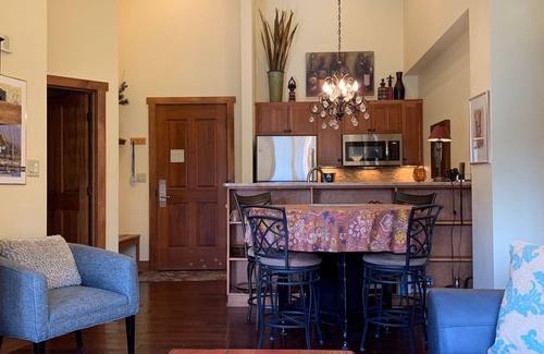 River Run Condo | Updated, Beautiful Views, Walk to Slopes & Village