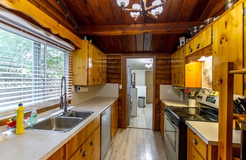 Cultus Lake Cabin | Updated Cabin At Cultus Lake That Is Ideal For A Family Vacation.