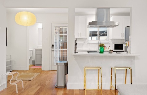 South Manchaca Condo | Updated Condo in S Austin - Parking, Laundry, NEW