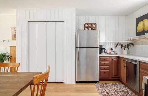 Suttons Bay House | Updated Leelanau home nestled bt Suttons Bay & West Bay, 3 min walk to 2 beaches