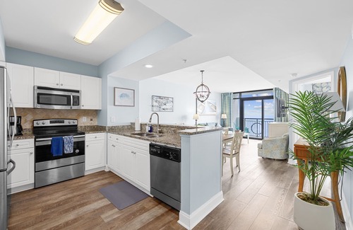 Myrtle Beach Condo | Updated Oceanfront 3Bd/2Ba Caribbean Resort Condo 11th Flr - Spectacular Views!