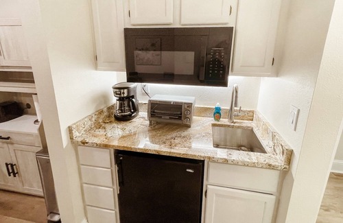 Mountain Village Condo | Updated Ski In/Ski Out Condo in the Heart of Mountain Village, Sleeps 4