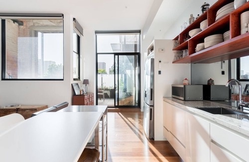 Fitzroy Apartment | Upmarket Terrace in the Heart of Trendy Fitzroy