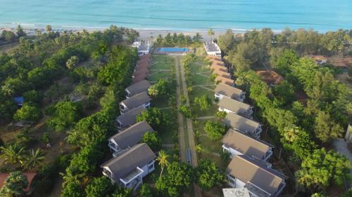 Trincomalee Hotel | Uppuveli Beach by DSK