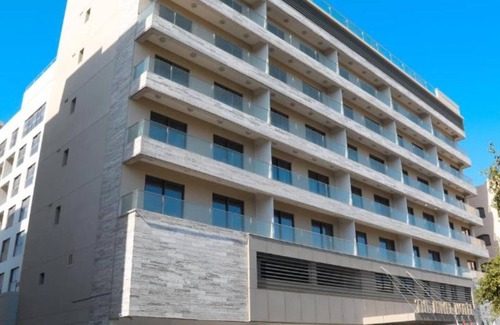 Qudaibiya House | Upscale 2BR Executive Sunday Luxury in Adliya