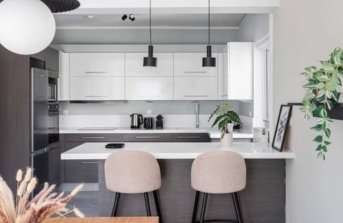 Khalandrion Apartment | Upscale 3BR Apartment in Chalandri
