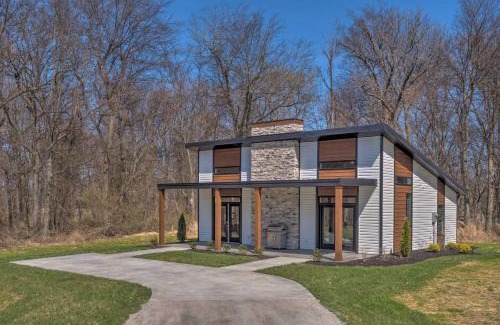 Cunningham House | Upscale and Quiet Paducah Retreat on 15 Acres!