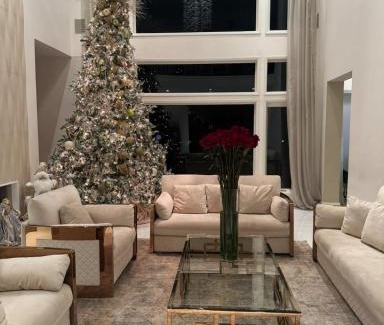 Porter Ranch Villa | Upscale Residence with Pool and Spa