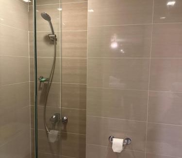 Bonifacio Global City Apartment | Uptown BGC 1BR Suite Room by Christine Suites Ph