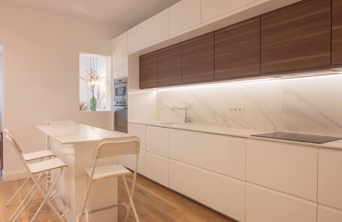 Ibiza Apartment | Urban Elegance in the Heart of Retiro