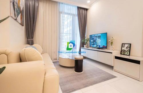 Hang Xanh Apartment | Urban Escape in Central Park