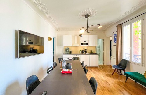 Porte-Saint-Martin Apartment | Urban Flat 99 - Spacious 6 BDR Apartment in Paris