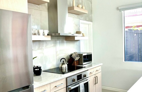 City Heights House | Urban Heights 2/2 with Rooftop Fire-pit, Views and Parking for 2