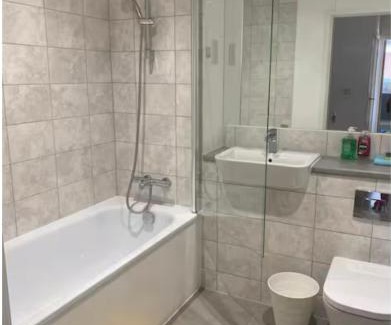 Peckham House | Urban Nest London Private Room in a 2 bedroom with Private bathroom